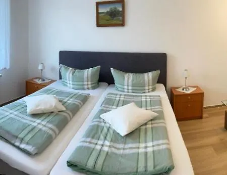 Hotel Am Schlosspark Mallin Habitación foto