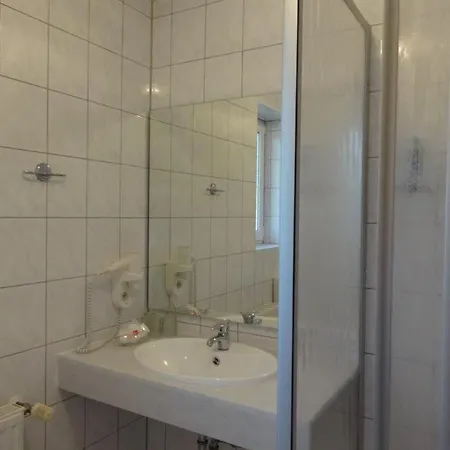 Hotel Am Schlosspark Mallin Habitación foto