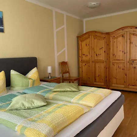 Hotel Am Schlosspark Mallin Habitación foto